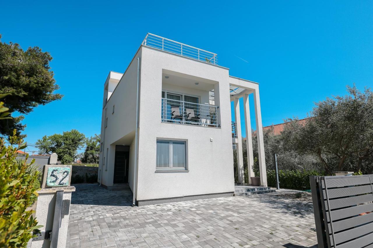 Karma 52 Villa